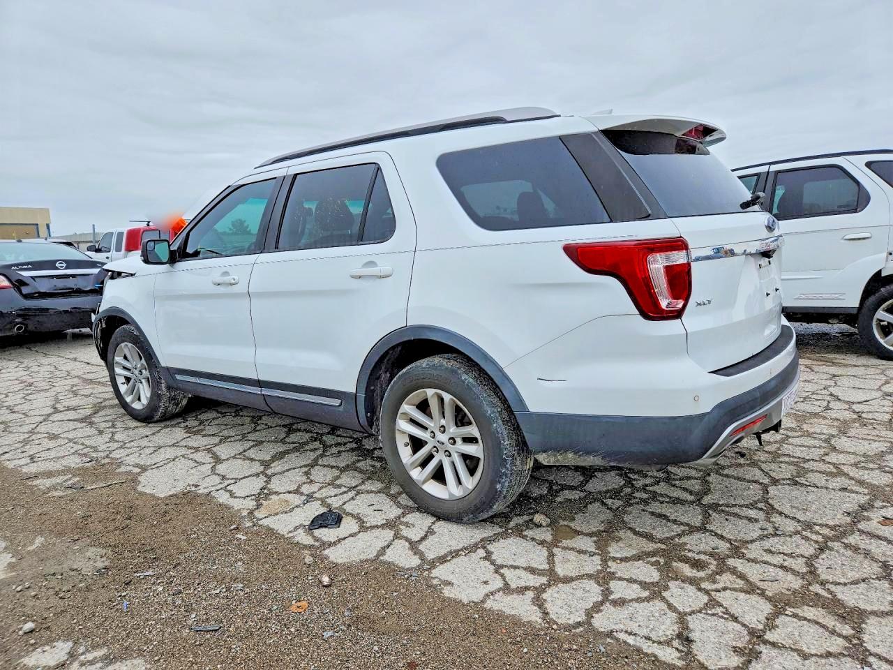 Ford Explorer Xlt