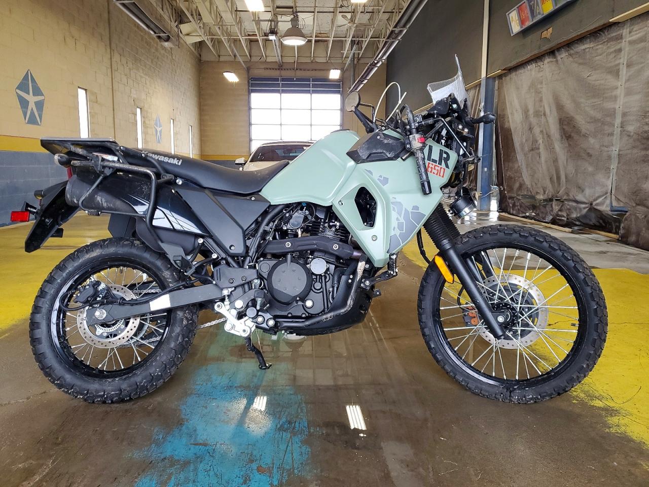 Salvage Kawasaki Enduro Image