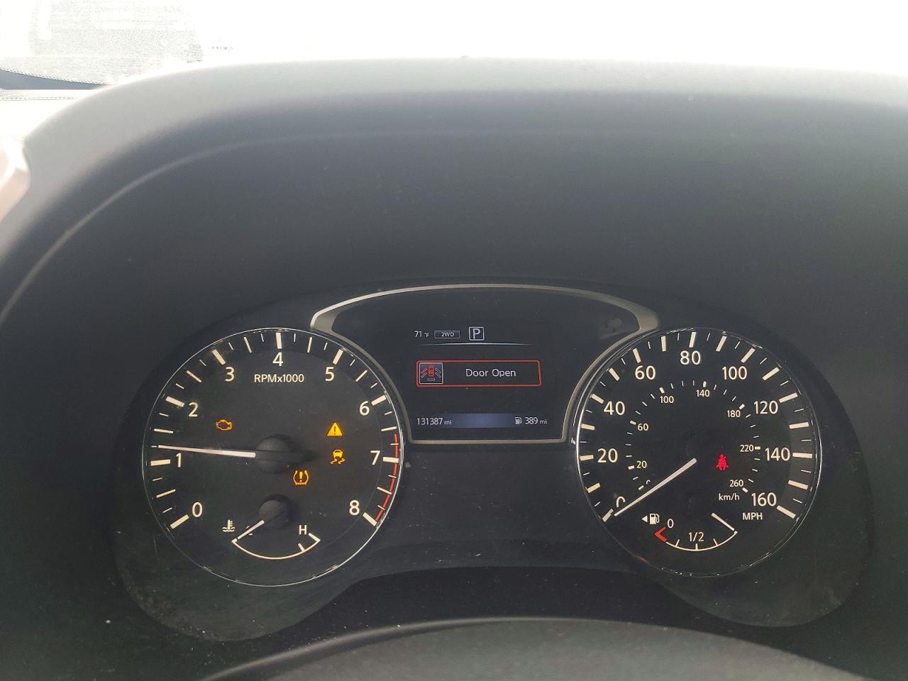 Nissan Pathfinder S