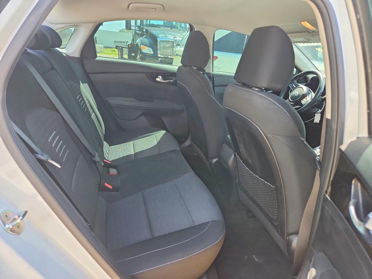 Kia Forte S