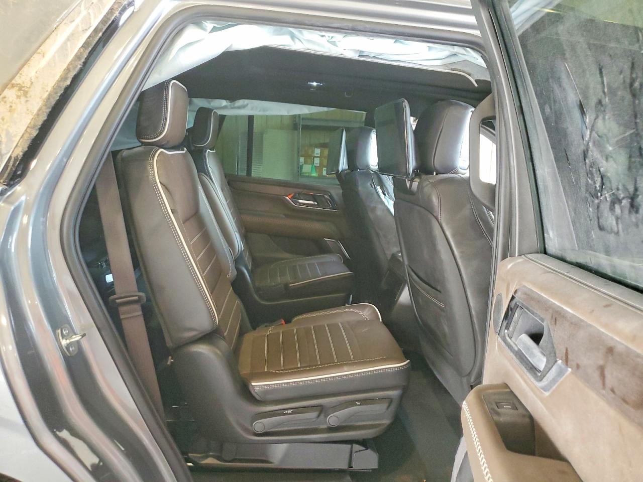 GMC Yukon Denali Ultimate