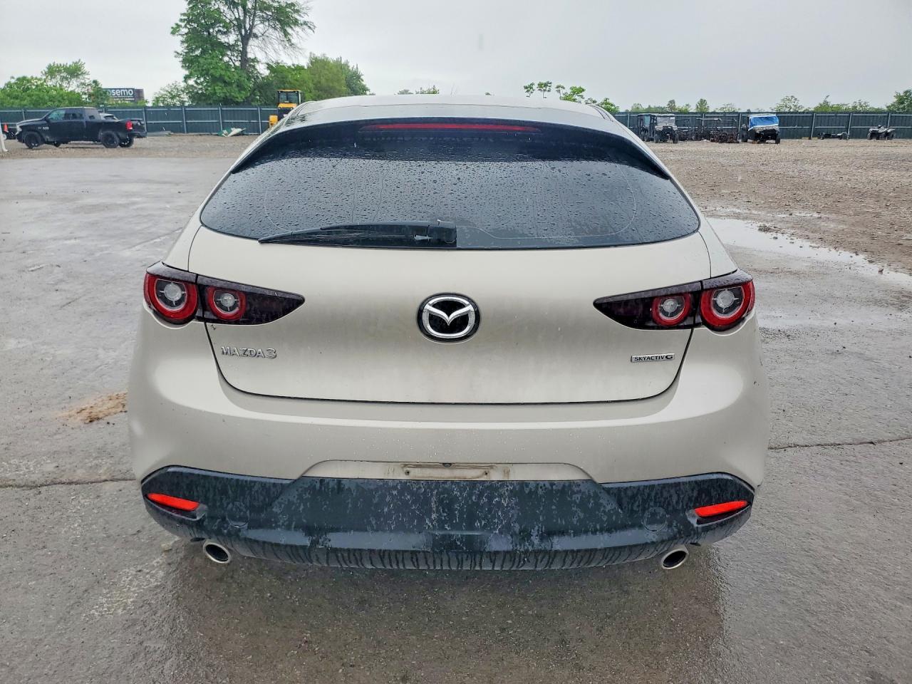 Mazda 3 Preferred
