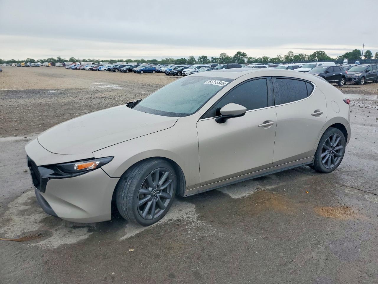 Salvage Mazda 3 Image
