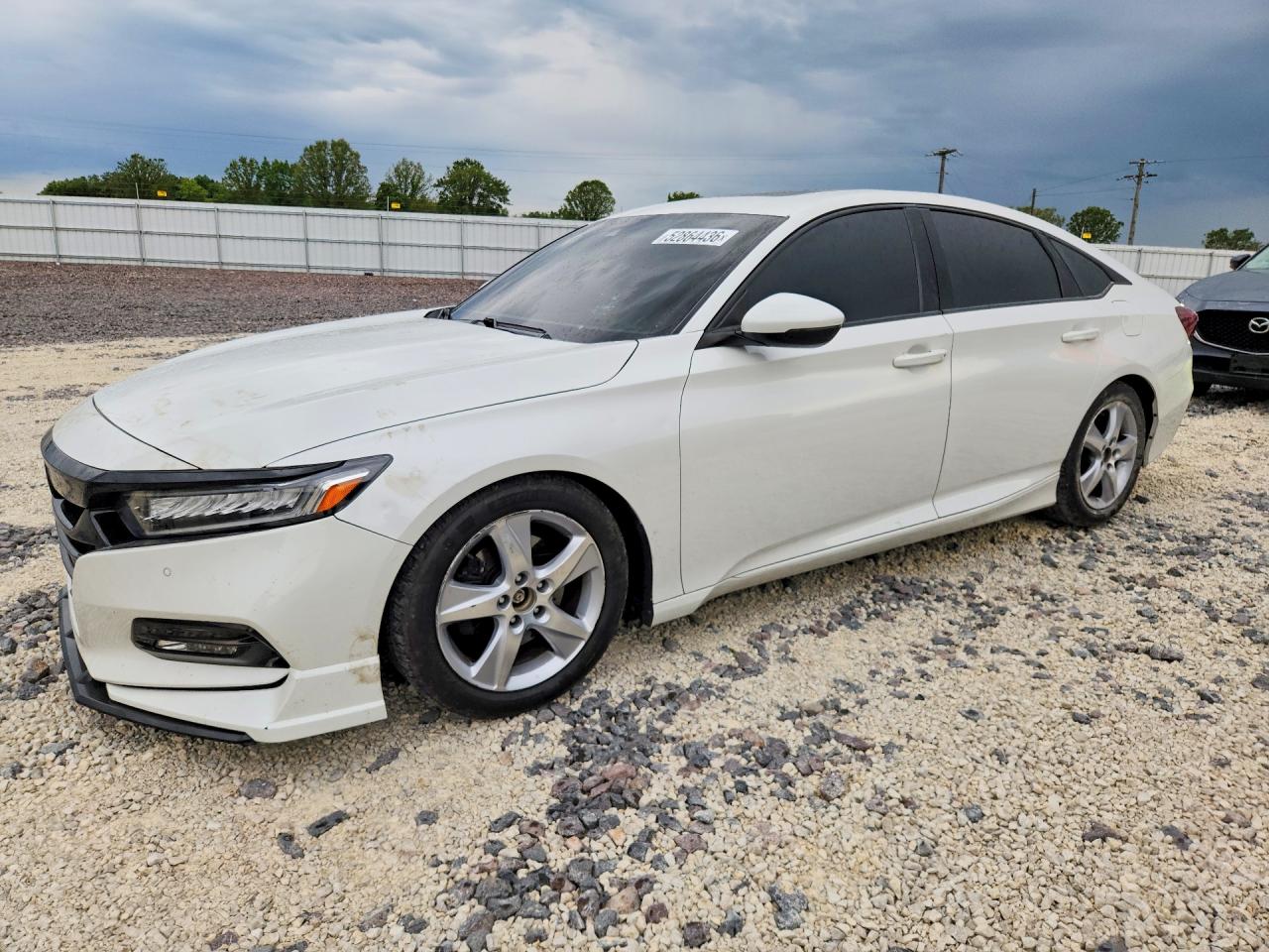 Salvage Honda Accord Image