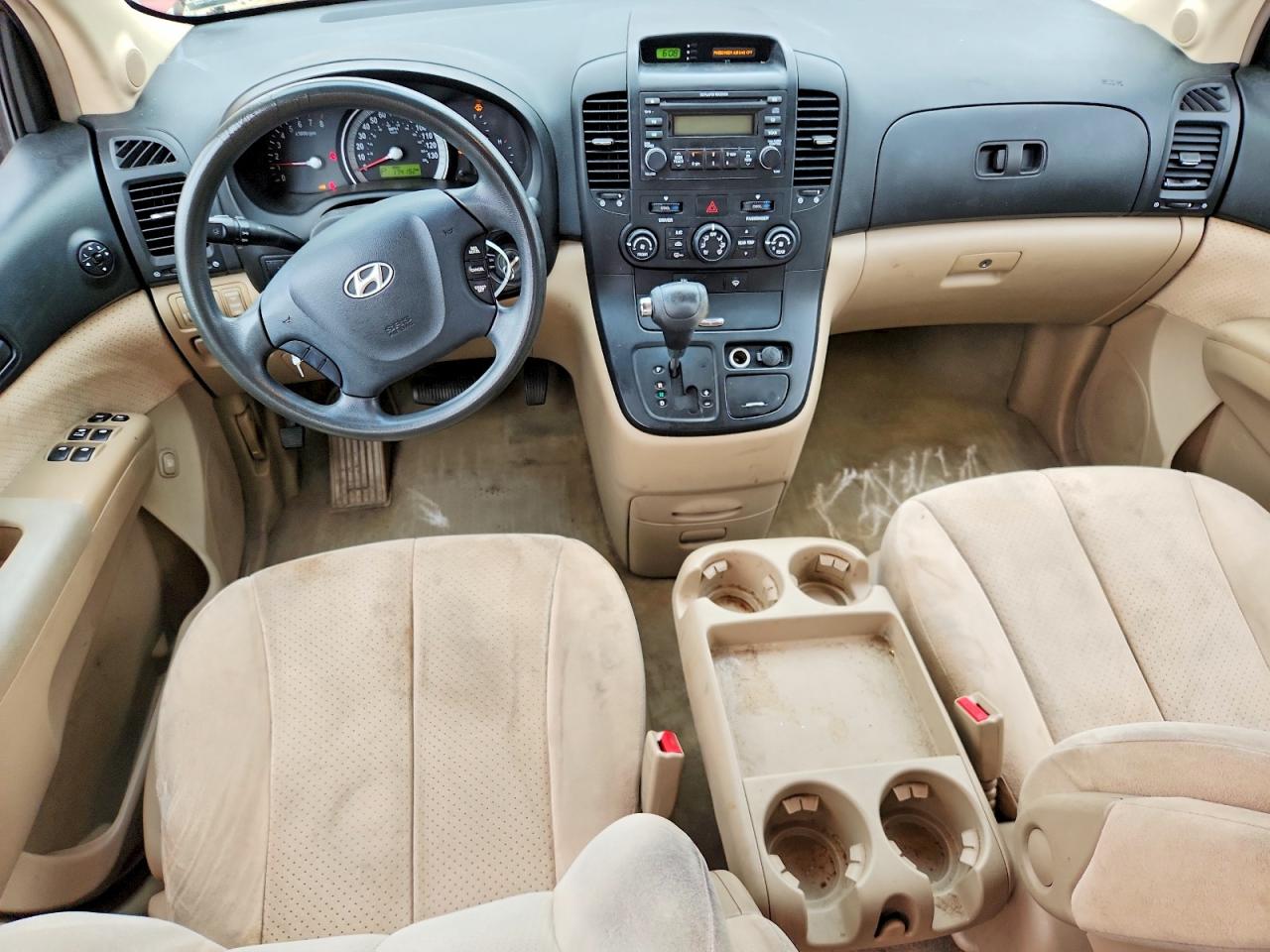 Hyundai Entourage Gls