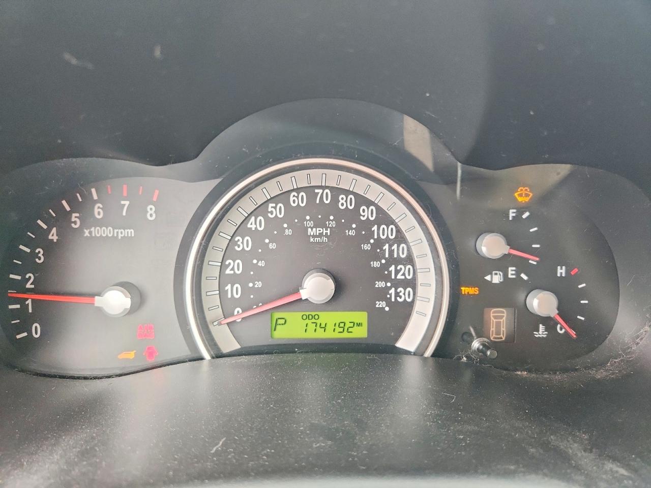 Hyundai Entourage Gls