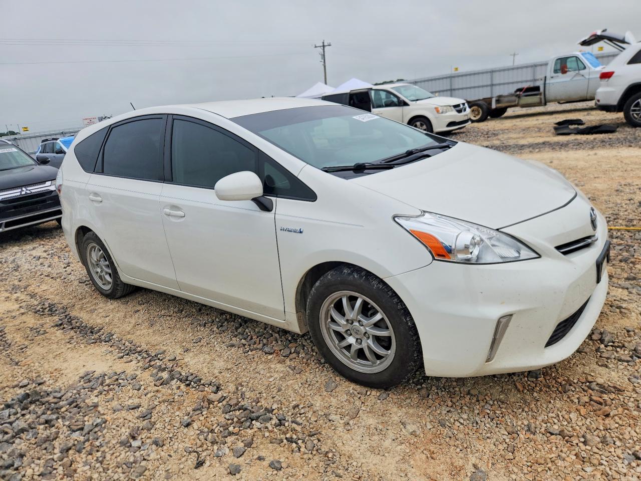 Toyota Prius v Two