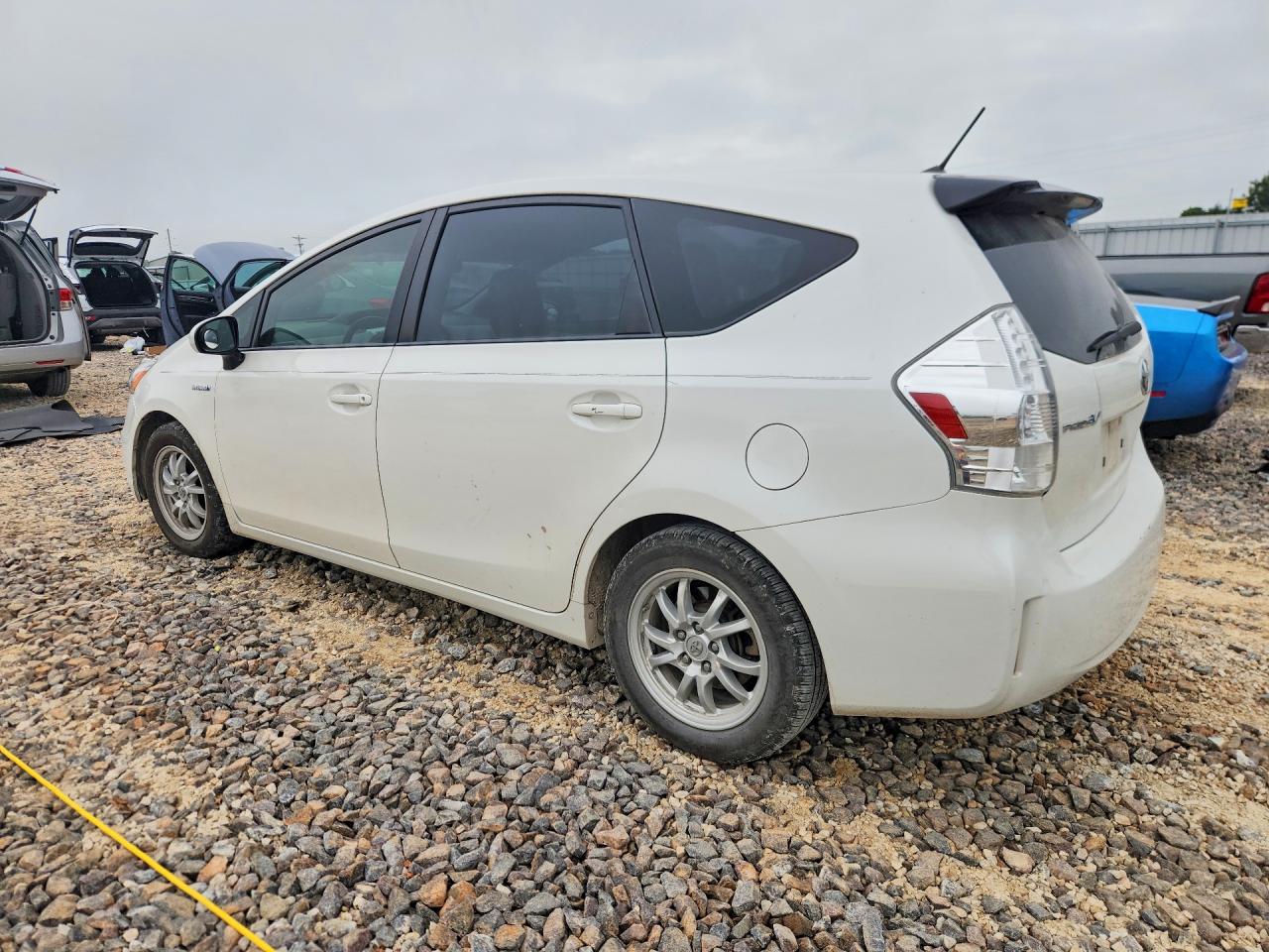 Toyota Prius v Two