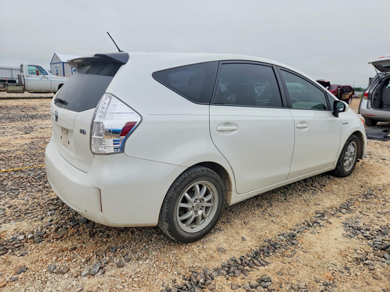 Toyota Prius v Two