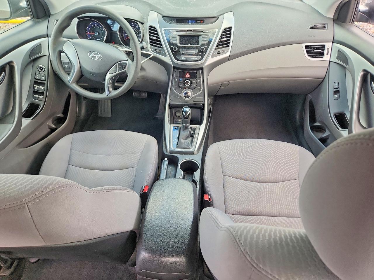 Hyundai ELANTRA Se