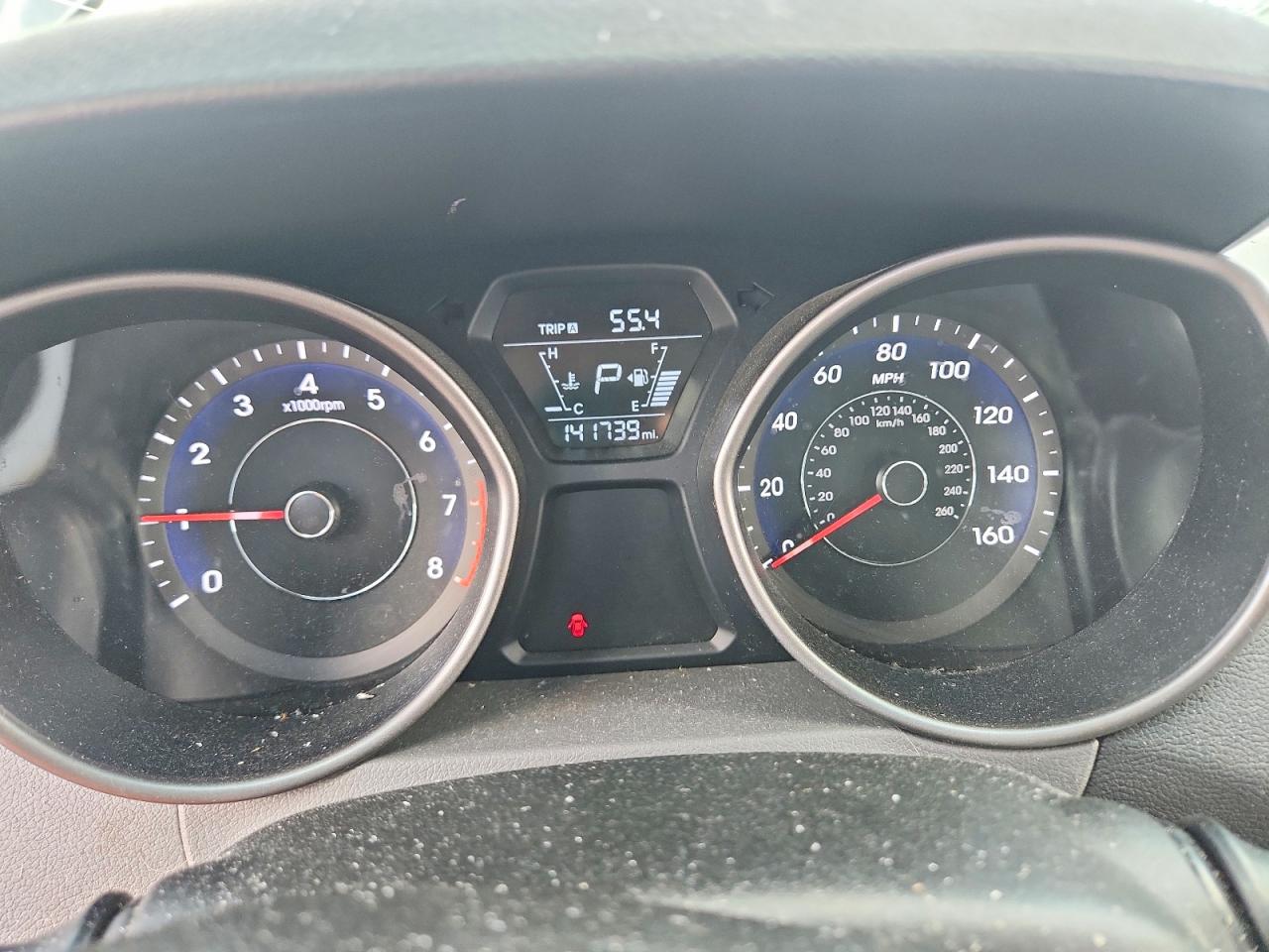 Hyundai ELANTRA Se