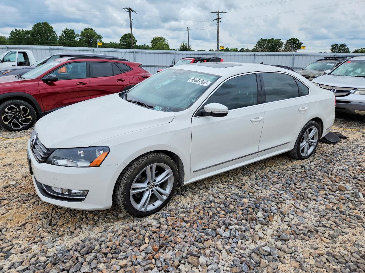 Salvage Volkswagen Passat Image