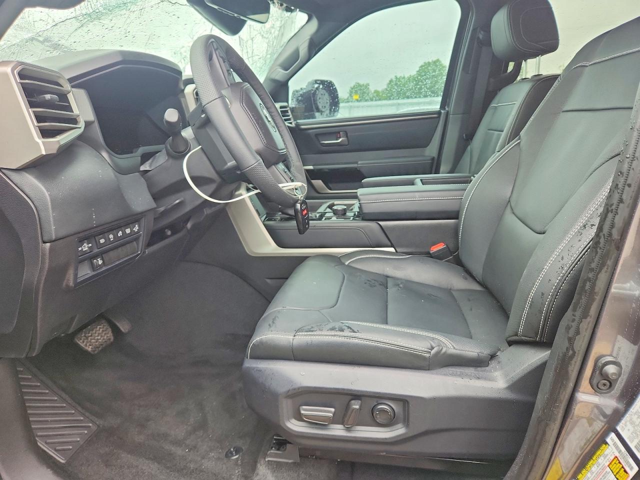 Toyota Tundra Crewmax Limited