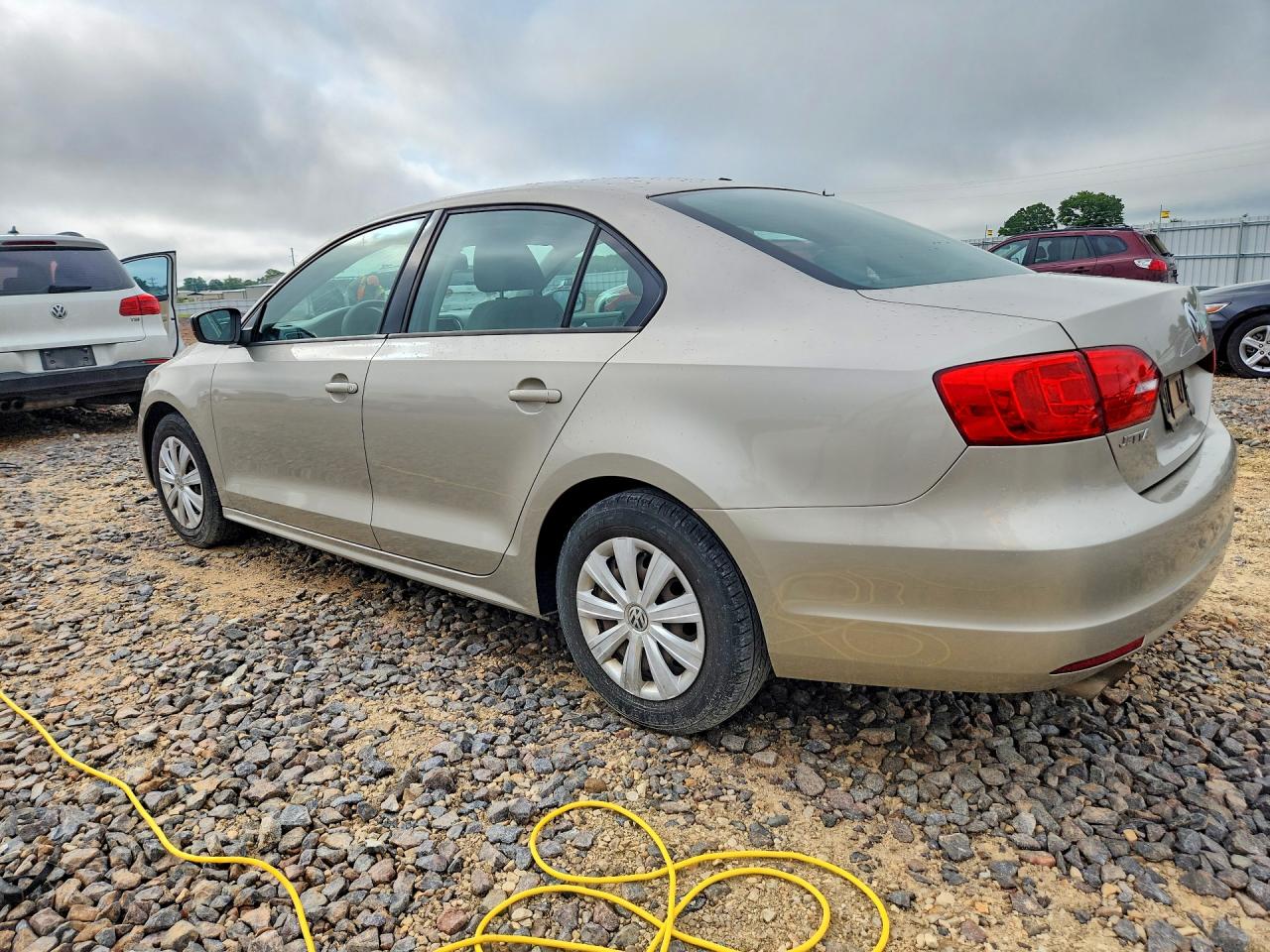 Volkswagen Jetta Base