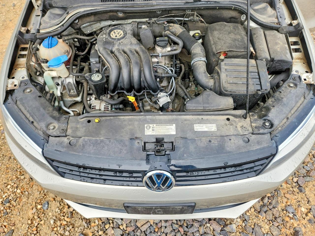 Volkswagen Jetta Base
