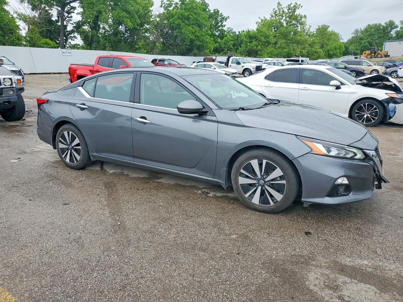 Nissan Altima Sv