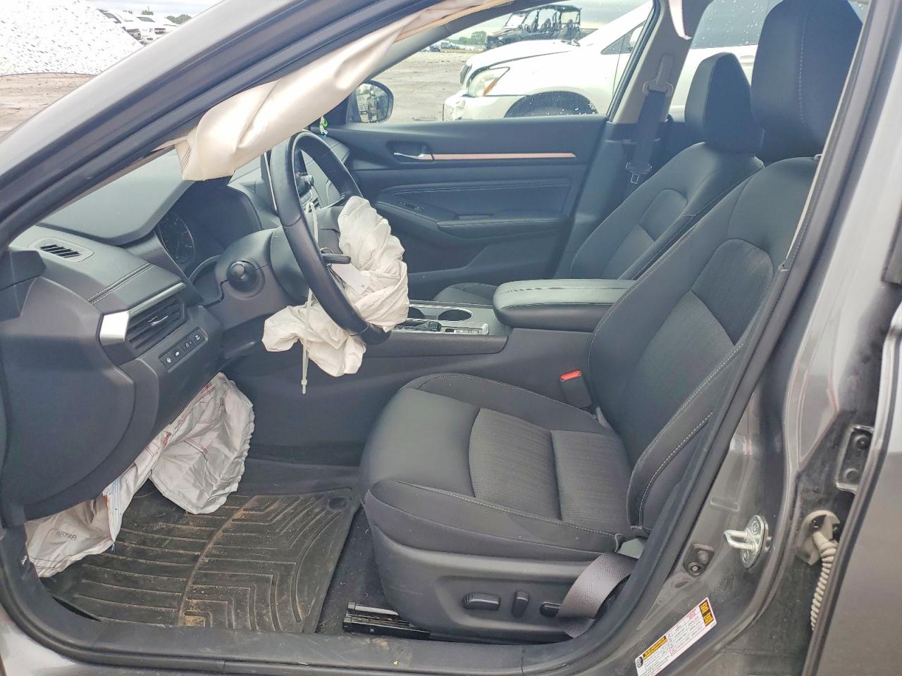 Nissan Altima Sv