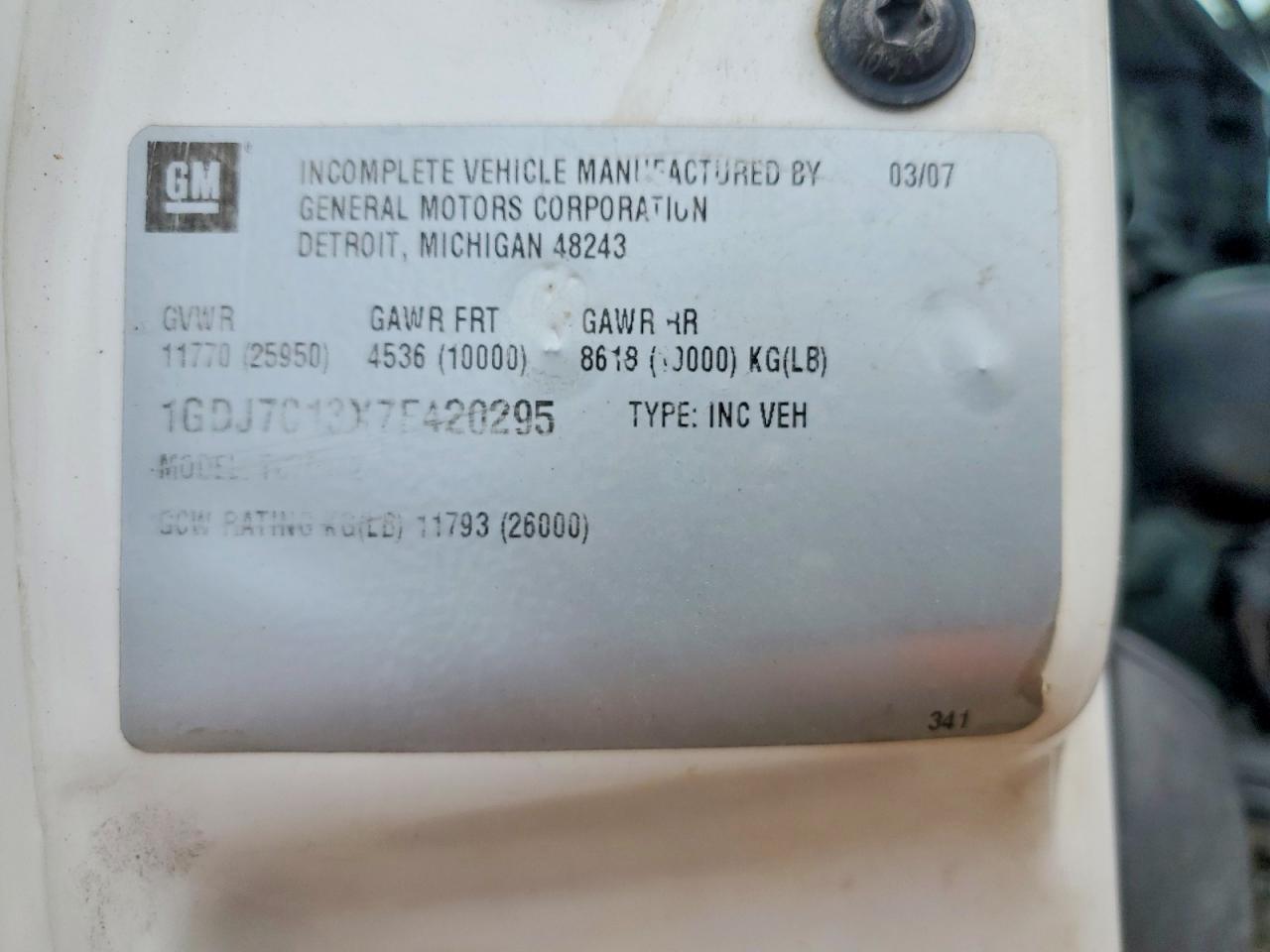 GMC C K R7500 C7c042