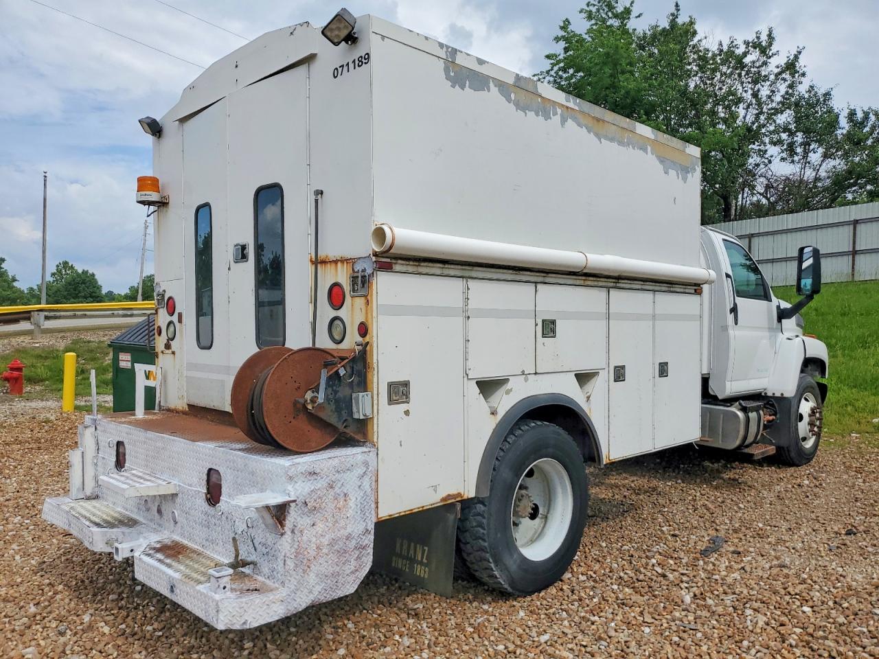 GMC C K R7500 C7c042
