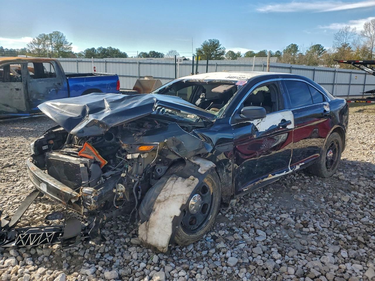 Salvage Ford Taurus Image