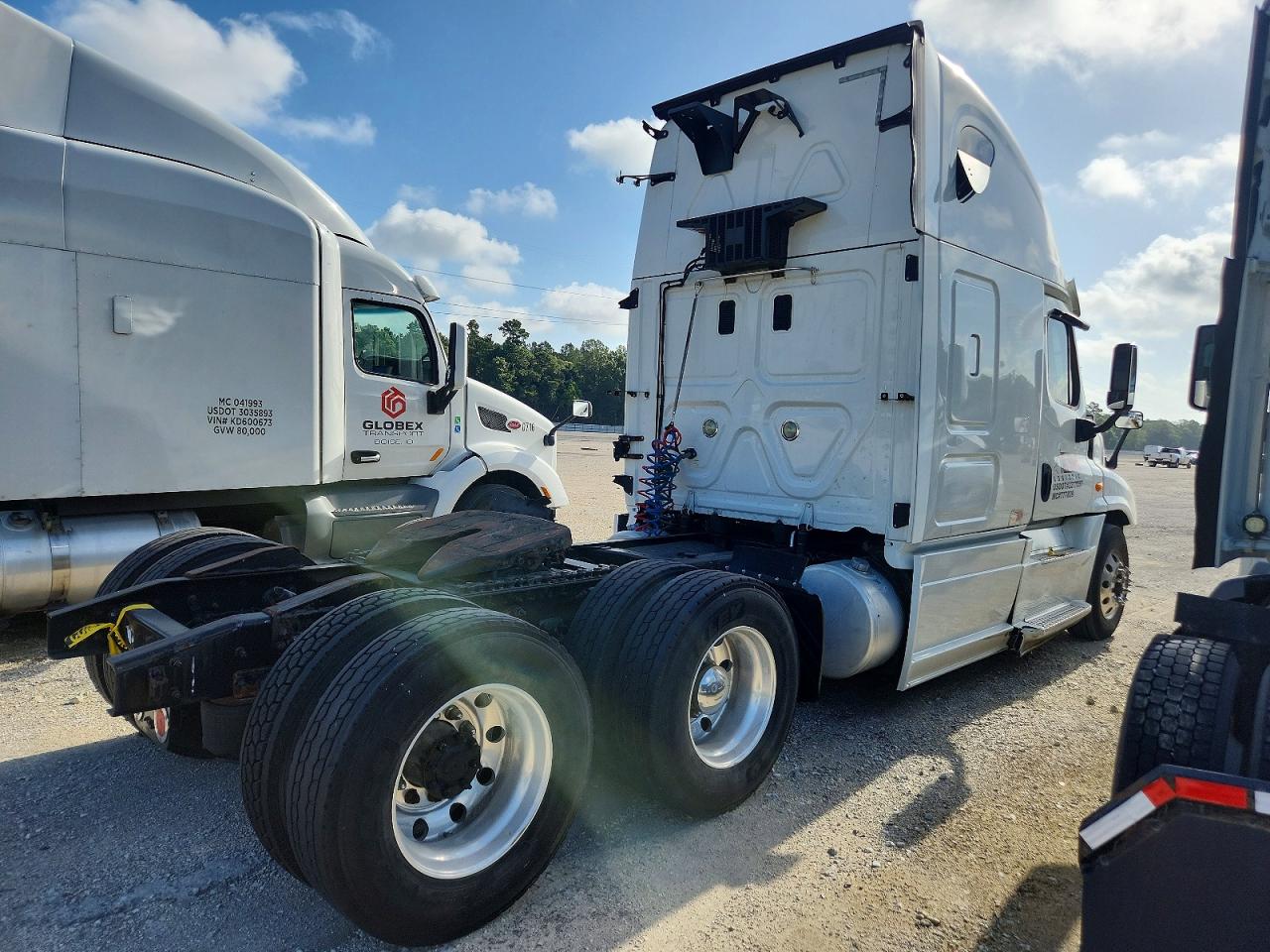 Freightliner Cascadia 125