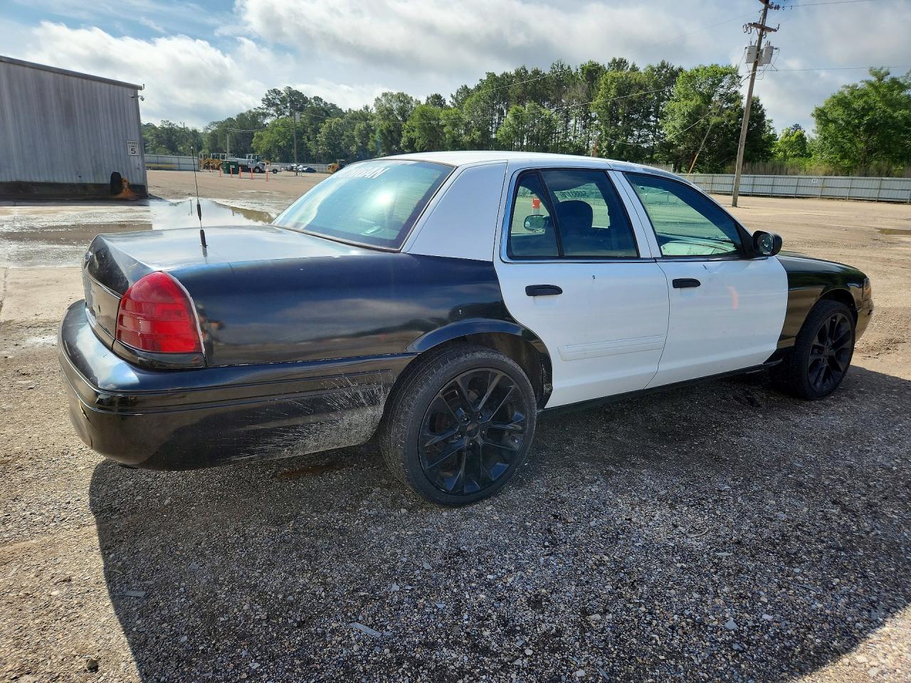 Ford Crown Vic Police Interceptor