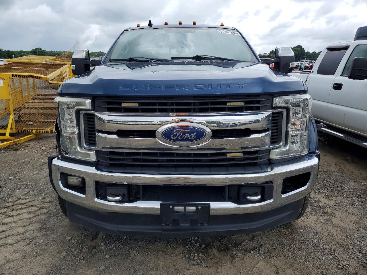 Ford F-450 Super Duty