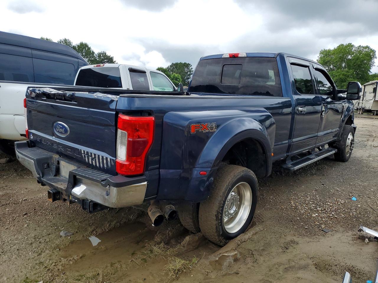 Ford F-450 Super Duty