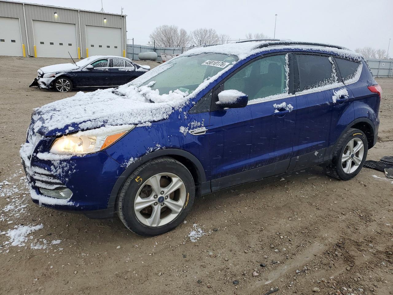 Salvage Ford Escape Image