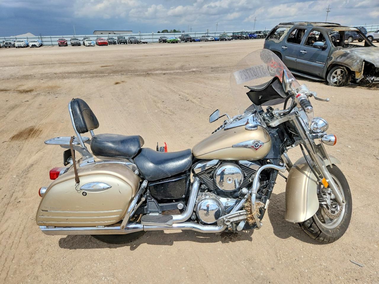 Salvage Kawasaki Vulcan 15 Image