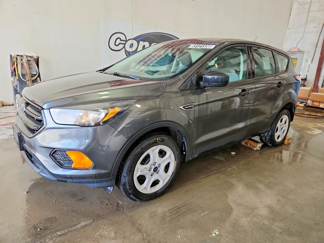 Salvage Ford Escape Image