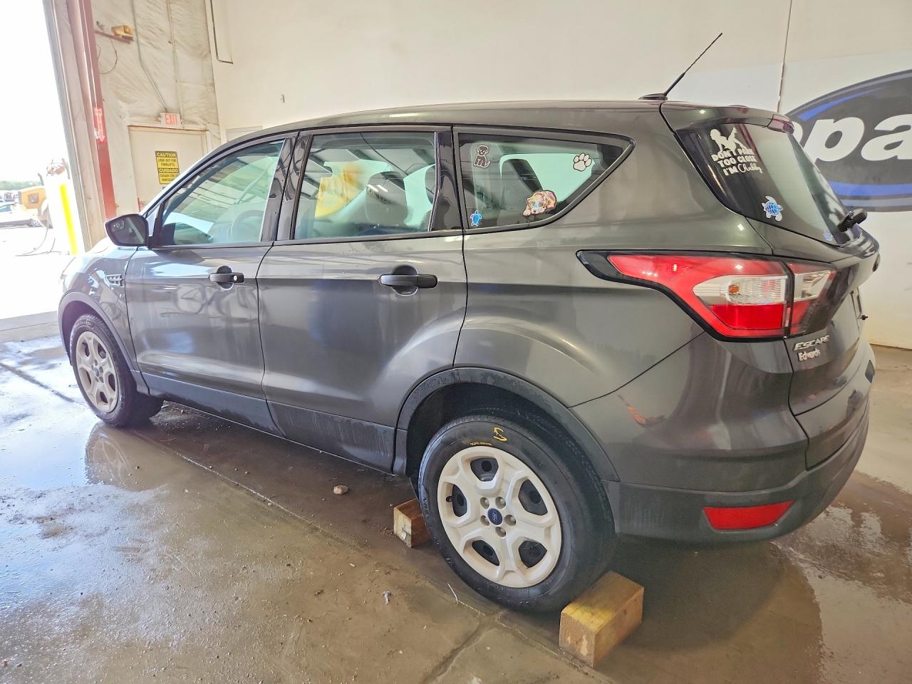 Ford Escape S