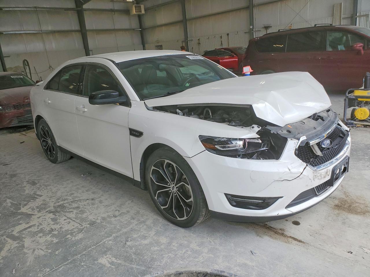 Ford Taurus Sho