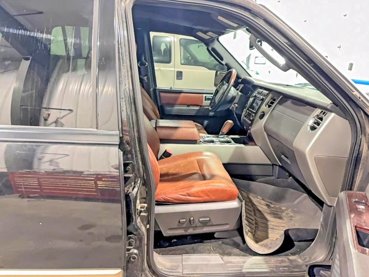 Ford Expedition El Xlt