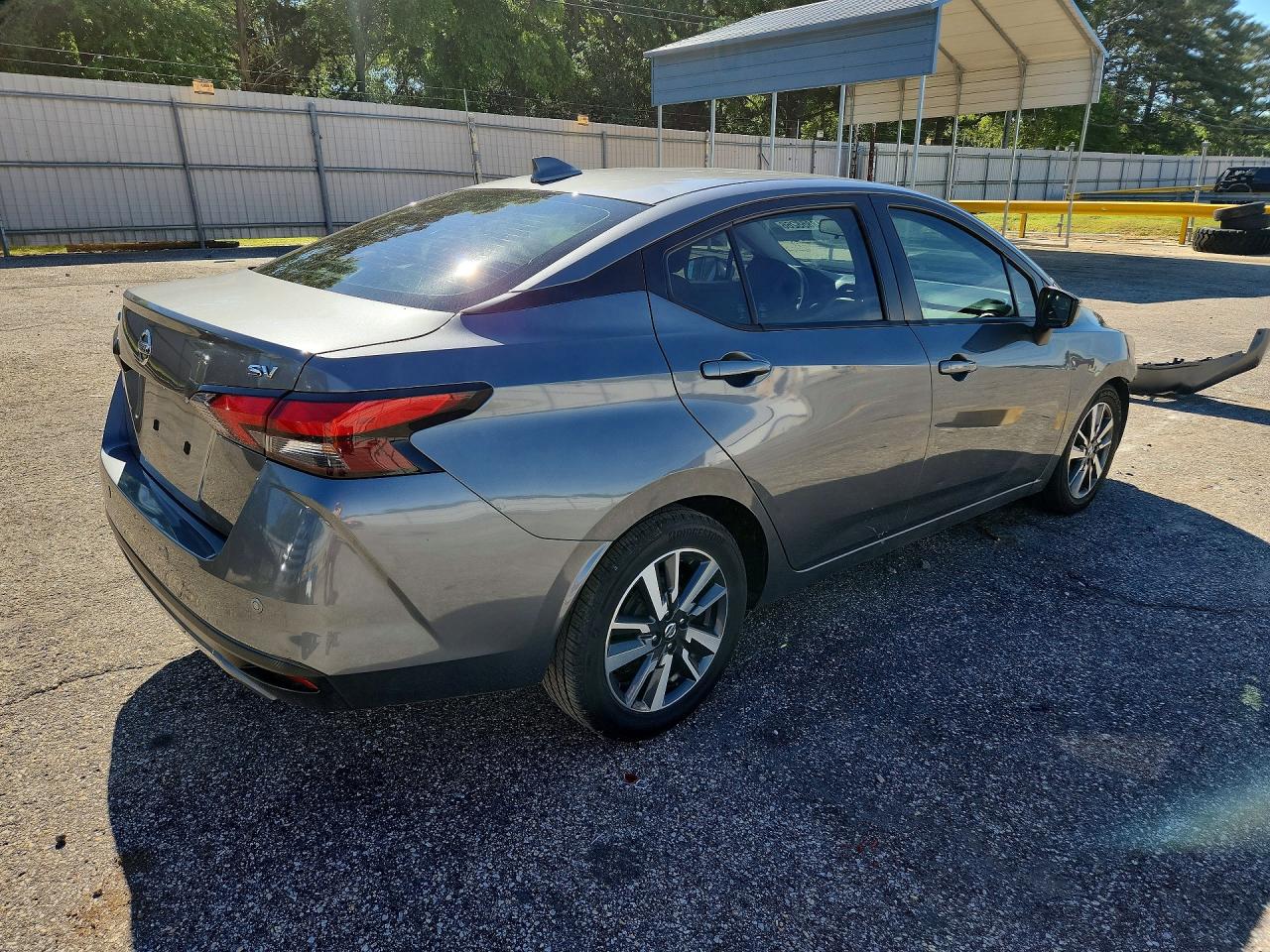 Nissan Versa Sv