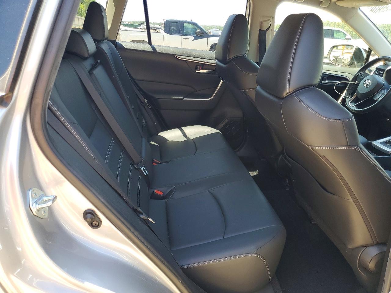 Toyota RAV4 Xle Premium