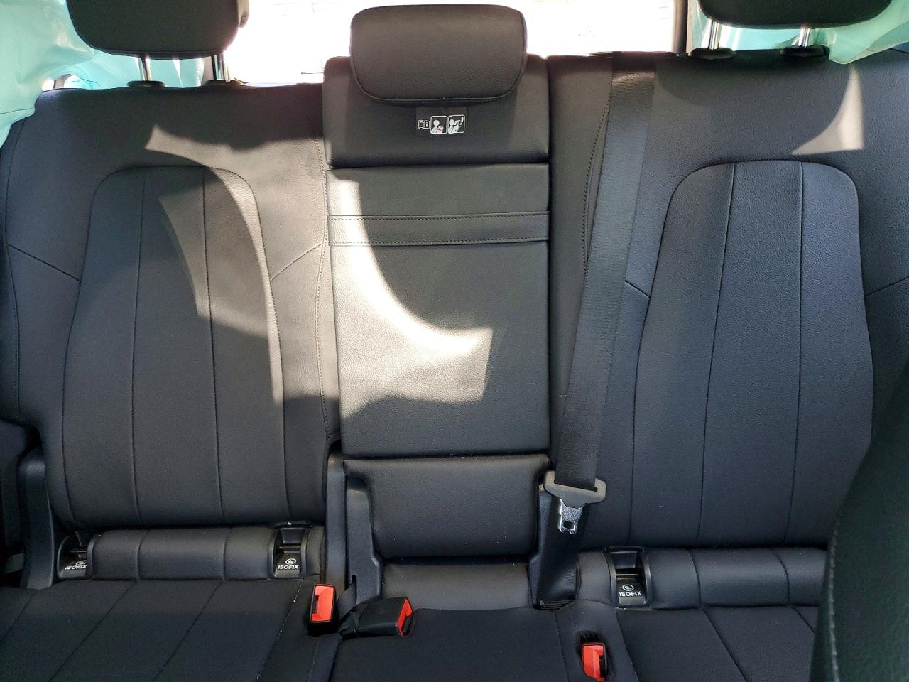 Mercedes-Benz GLB 250