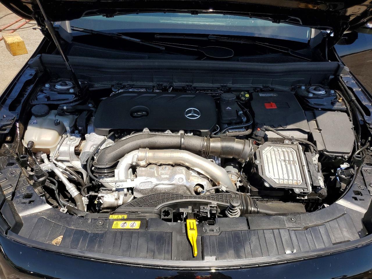 Mercedes-Benz GLB 250