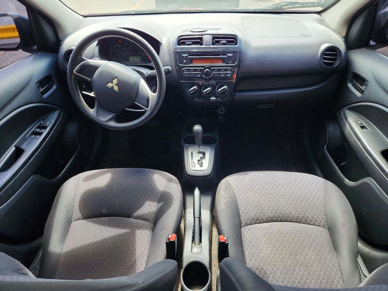 Mitsubishi Mirage Es