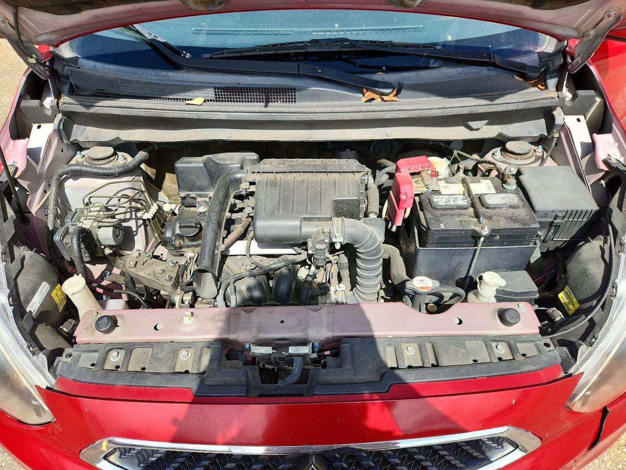 Mitsubishi Mirage Es