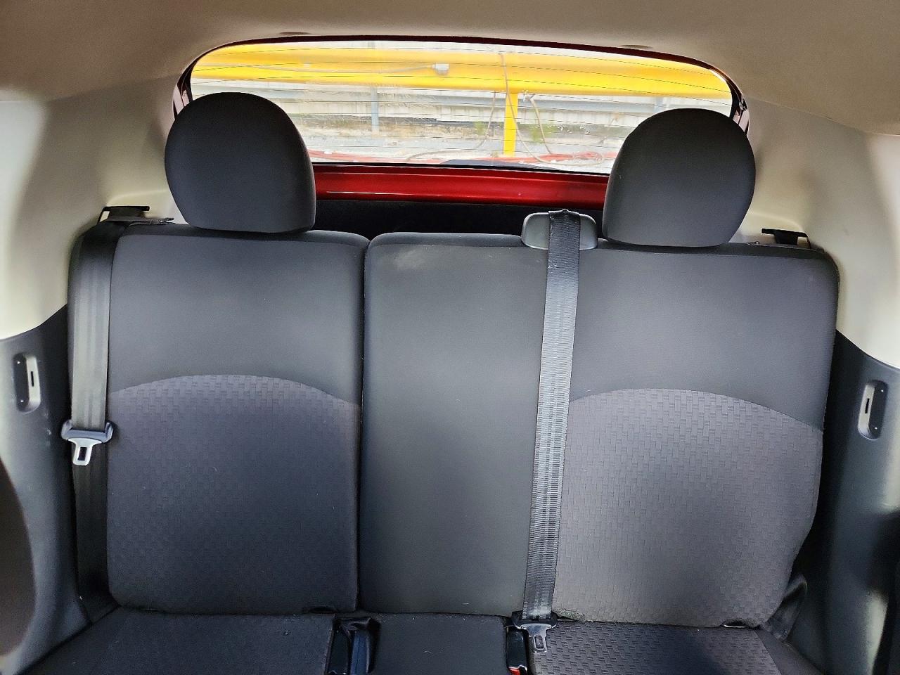Mitsubishi Mirage Es