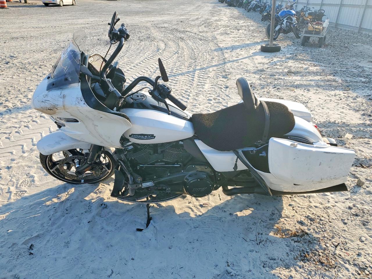 Harley-Davidson Fl