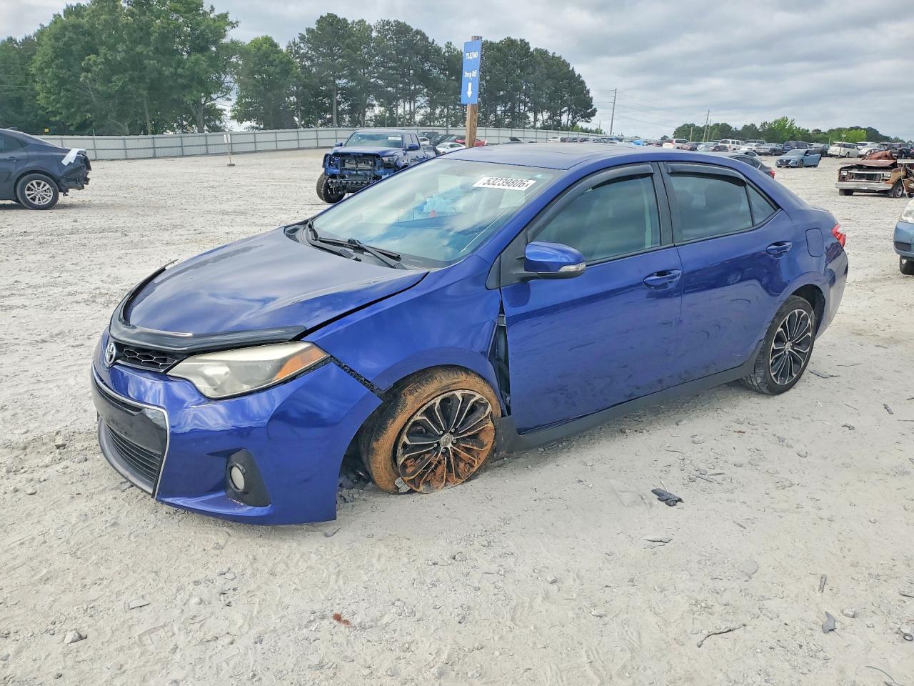Salvage Toyota Corolla Image