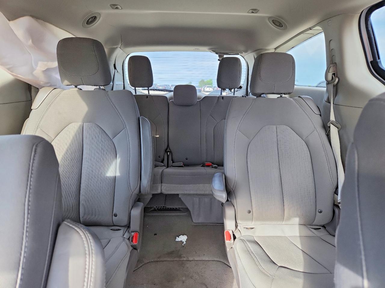 Chrysler Pacifica Touring