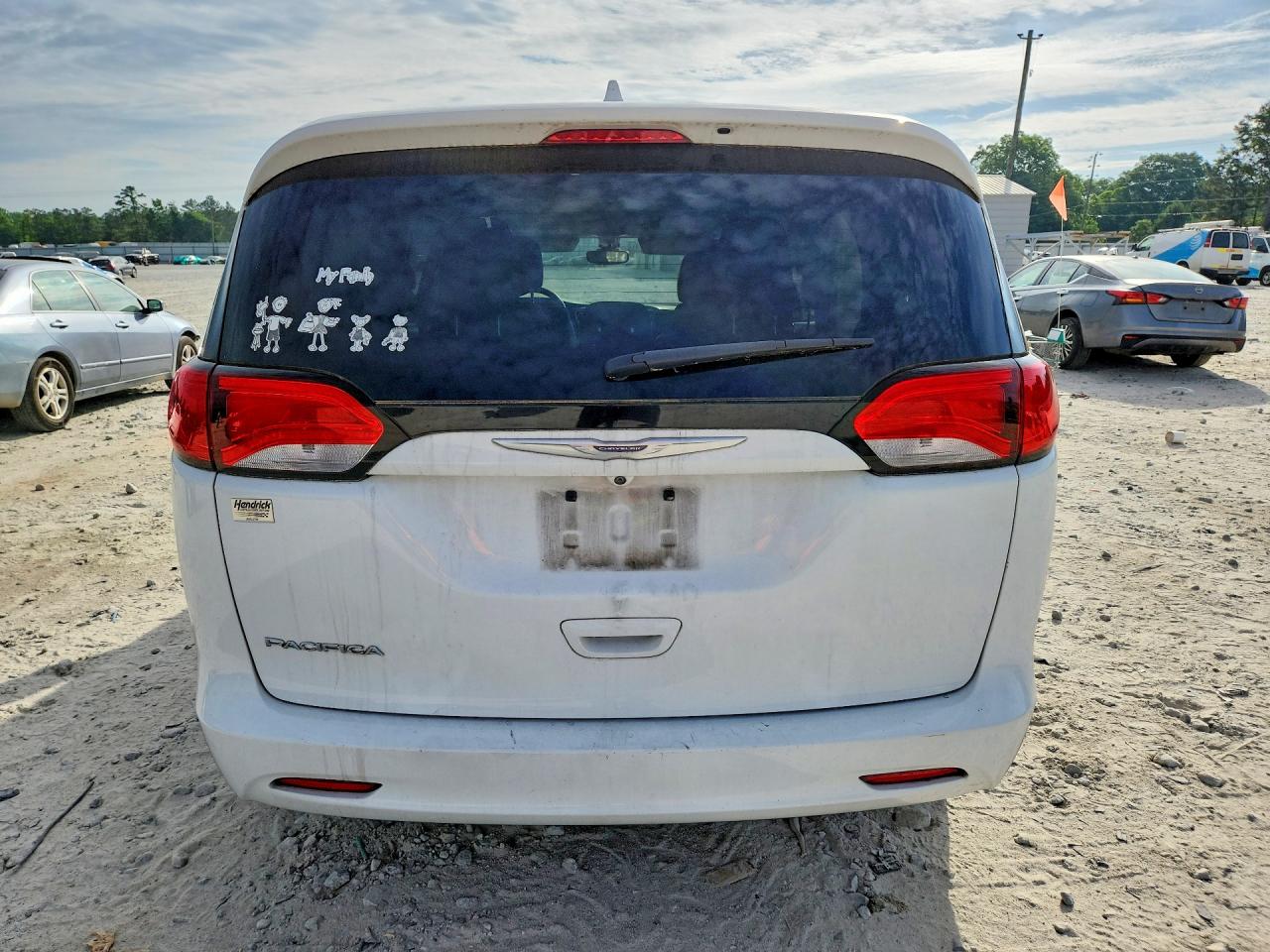 Chrysler Pacifica Touring