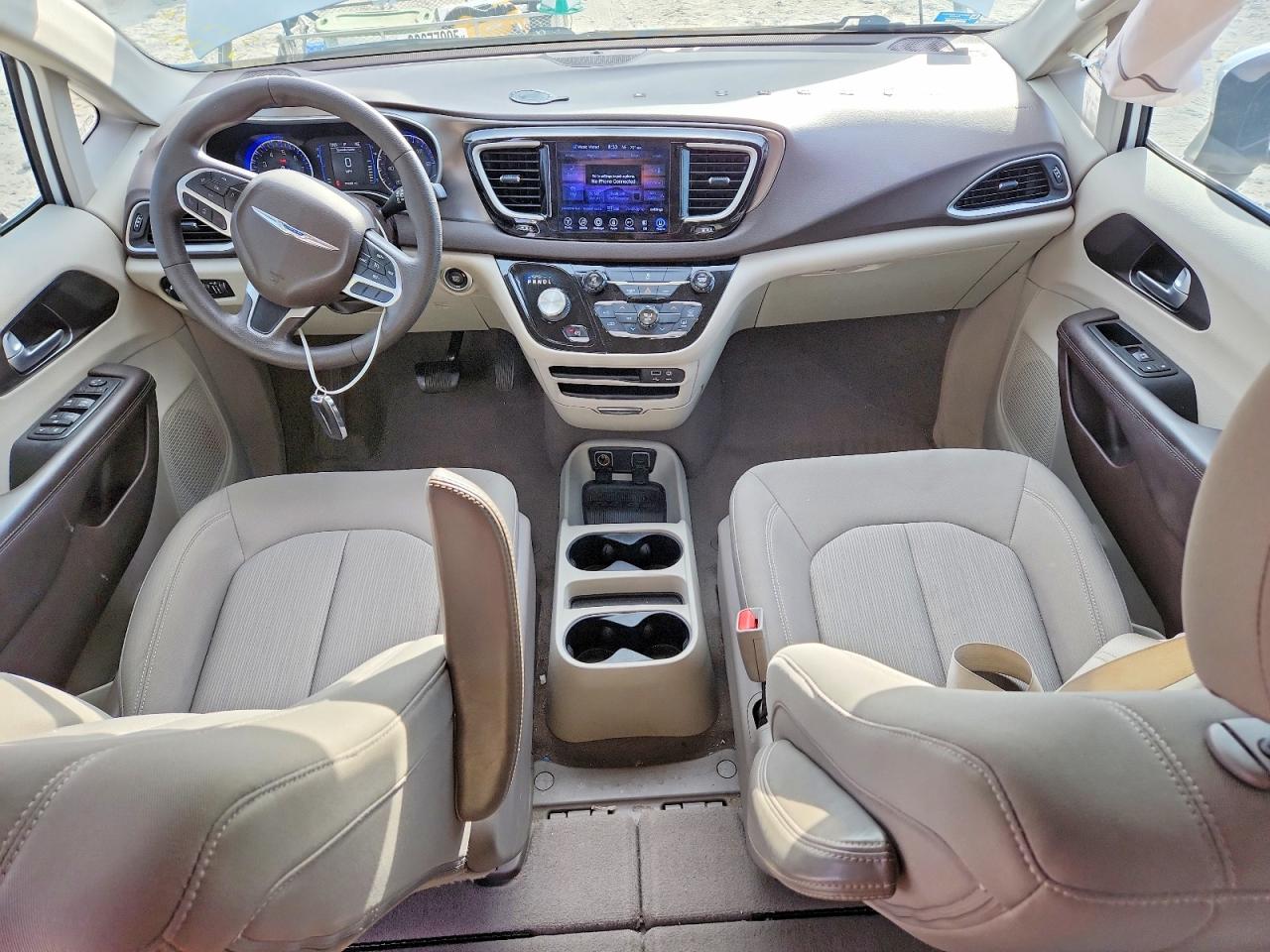 Chrysler Pacifica Touring