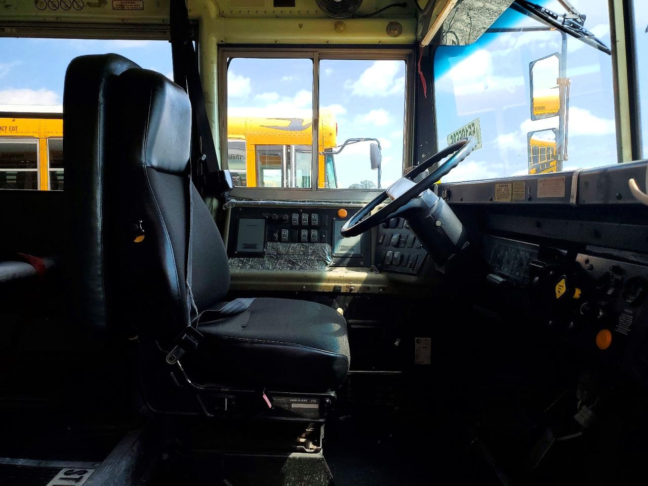 International 3000 3800