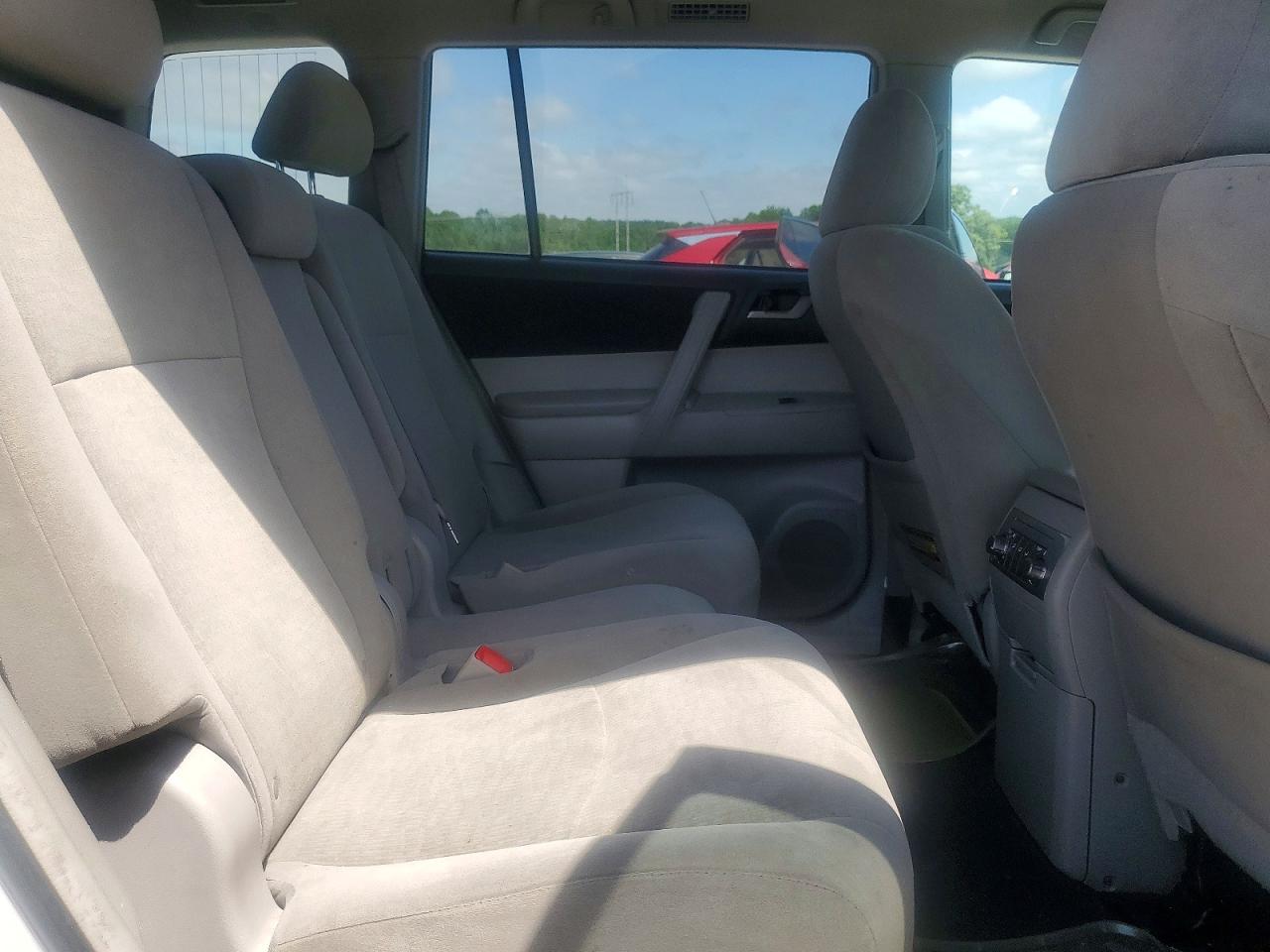 Toyota Highlander Plus
