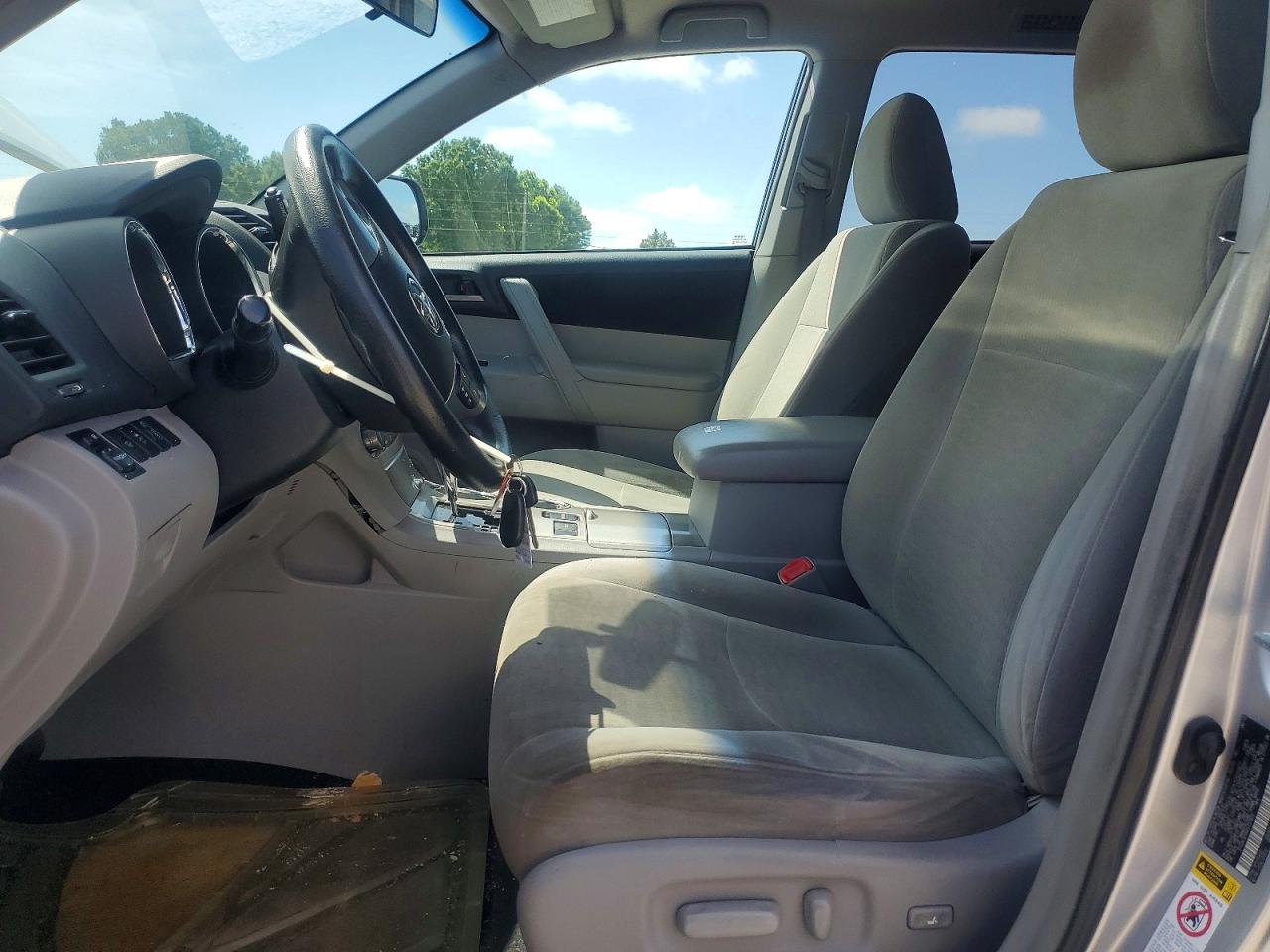 Toyota Highlander Plus