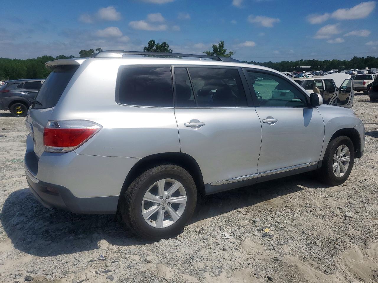 Toyota Highlander Plus